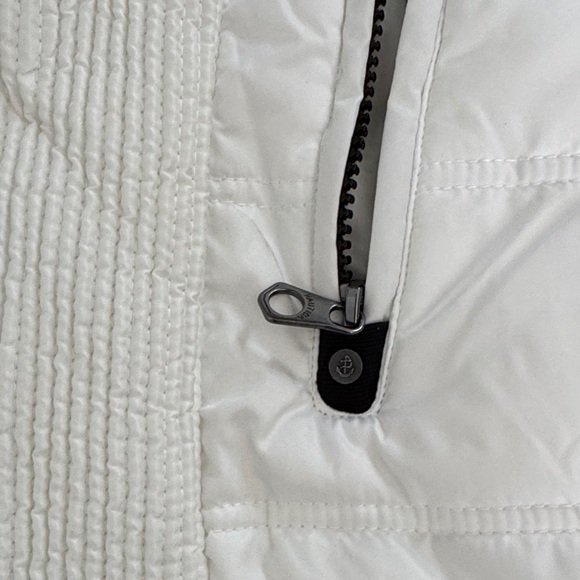 NAUTICA Women's White Quilted Jacket with Faux Fur Hood size XXL - Picture 9 of 10